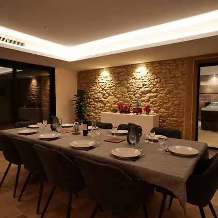 La Choule Holiday home Mourvilles-Hautes