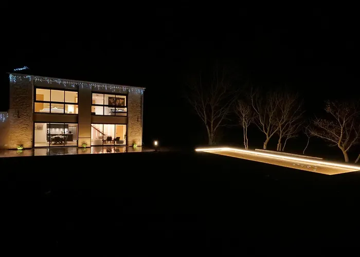 La Choule Nyaraló *